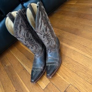 Beautiful shyanne boots